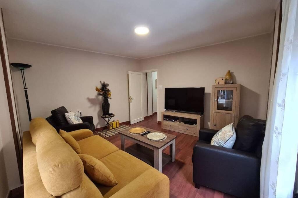 Apartment 125a *